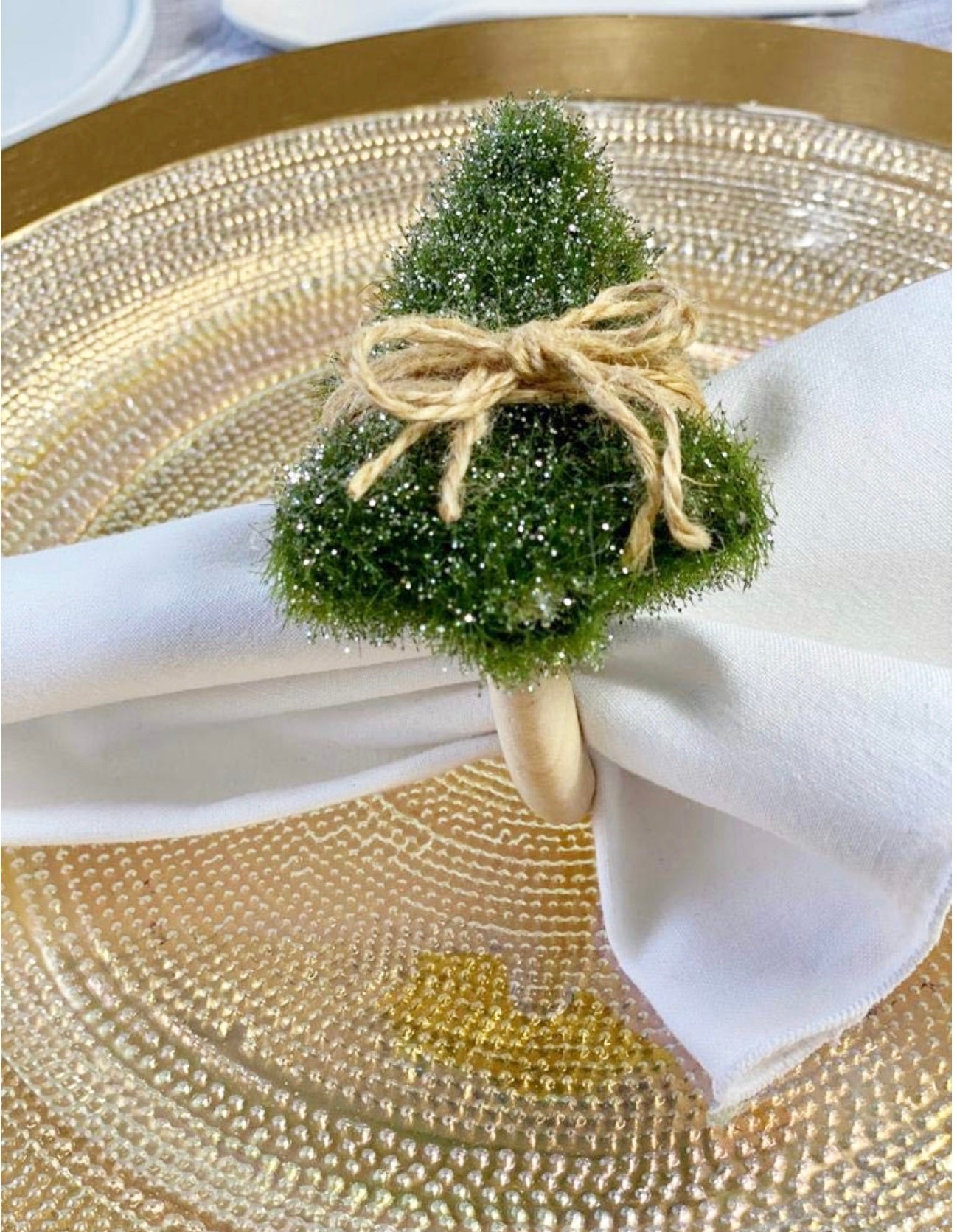 Sparkling Silver Glitter Christmas Tree – Set of 4