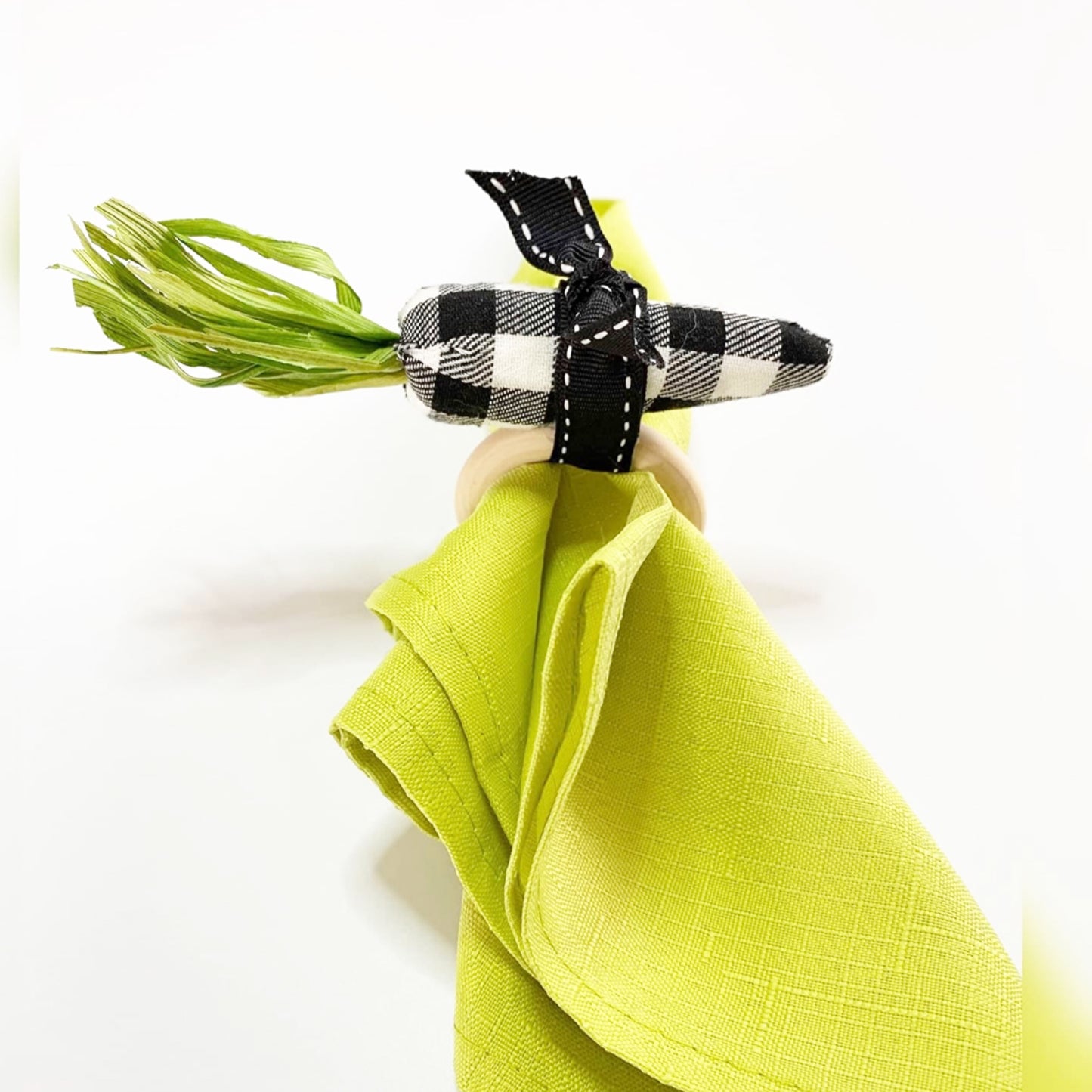 Stylish Carrots-Set of 4