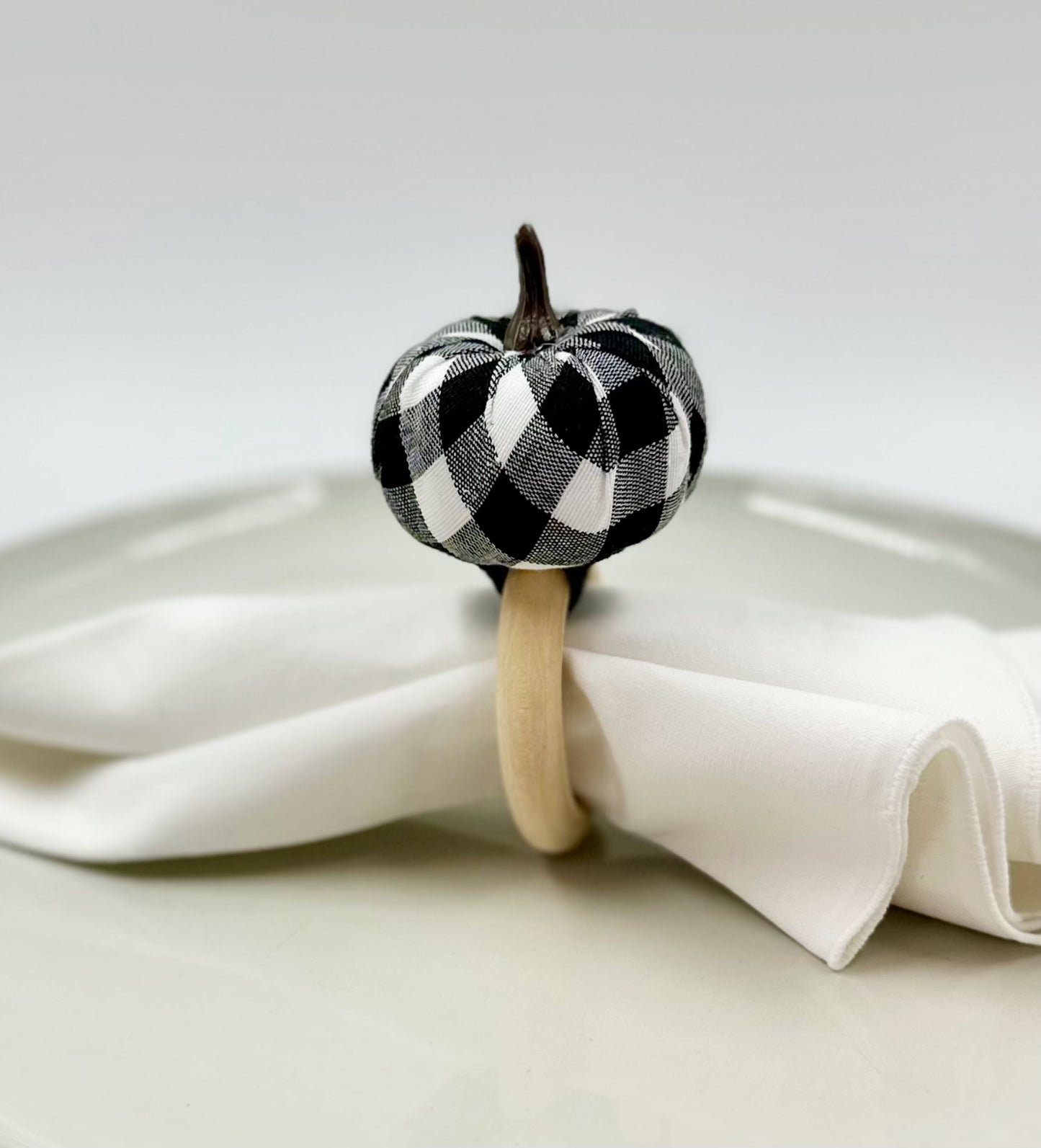 Charming Plaid Pumpkin Napkin Rings - Set of 4