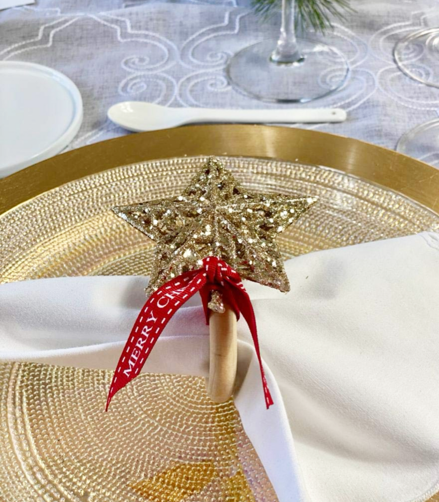 Festive Joy Golden Star Napkin Rings - Set of 4