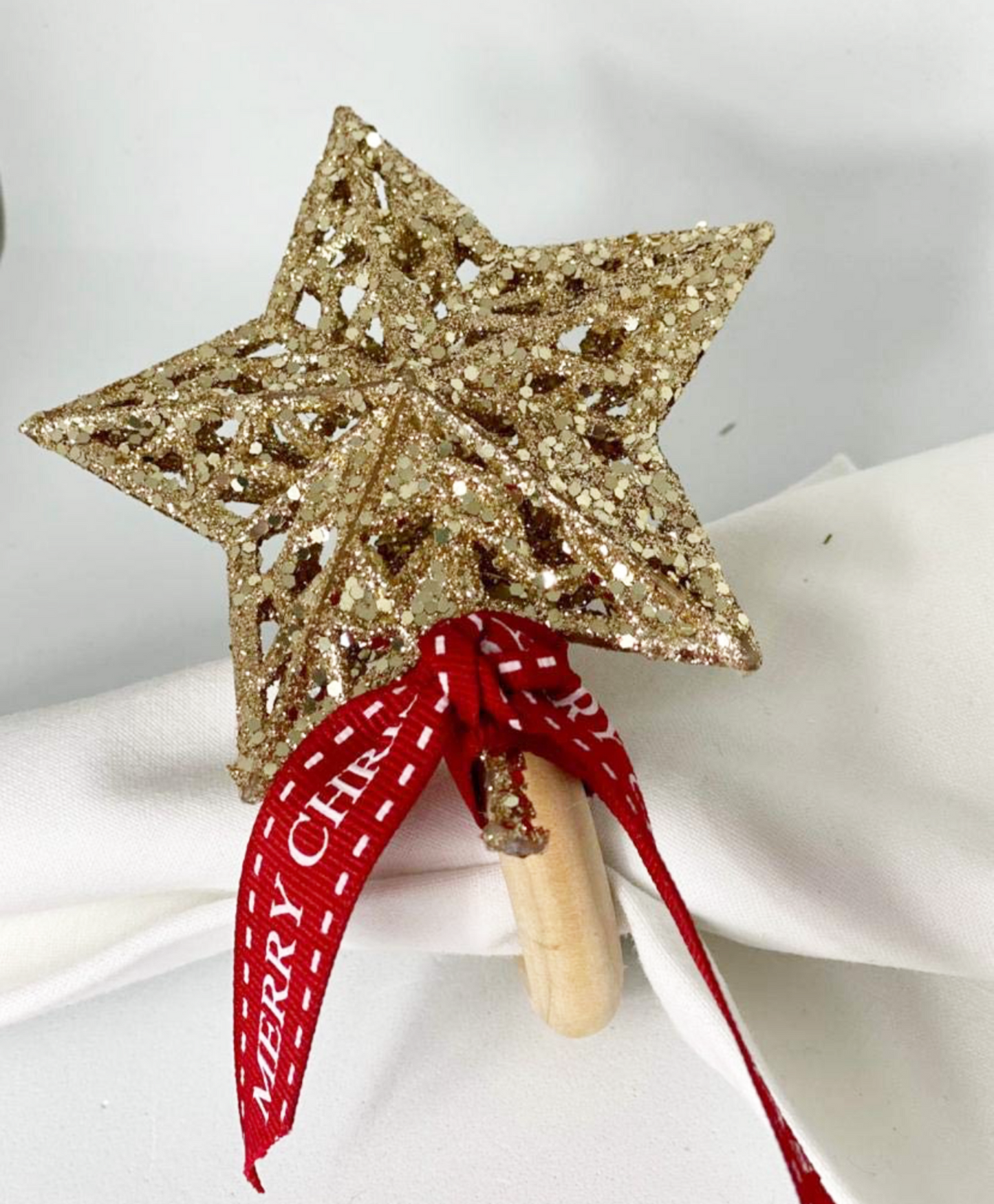 Festive Joy Golden Star Napkin Rings - Set of 4