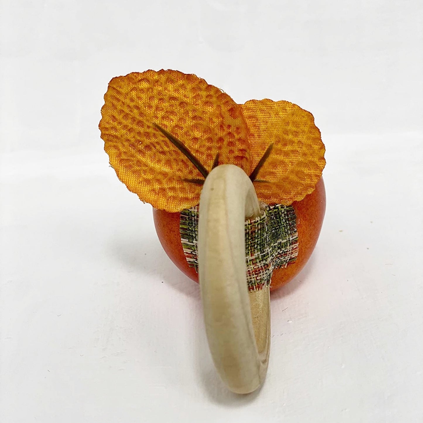 Pear and leaf napkin ring holder - Set of 4